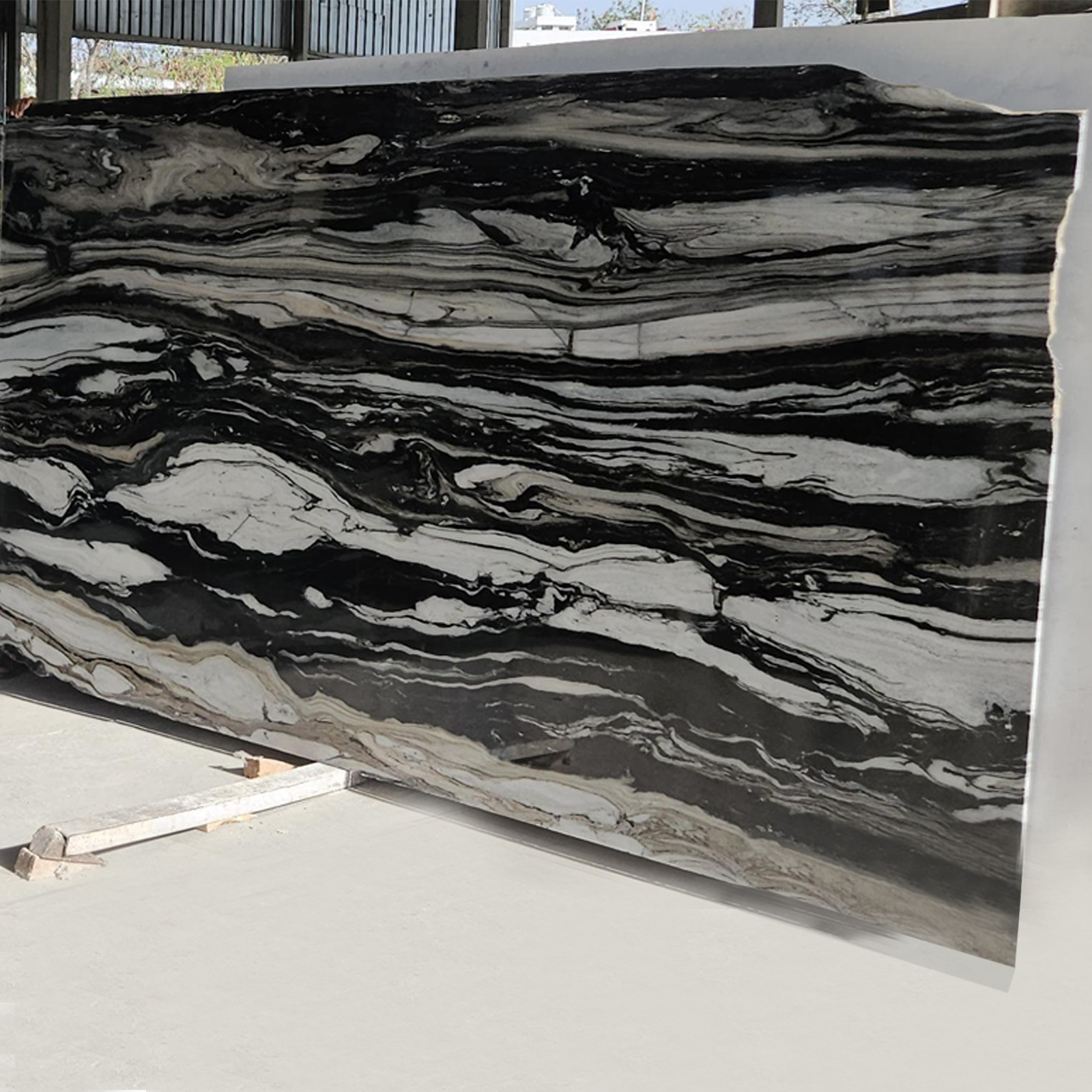 PHANTOM WHITE MARBLE